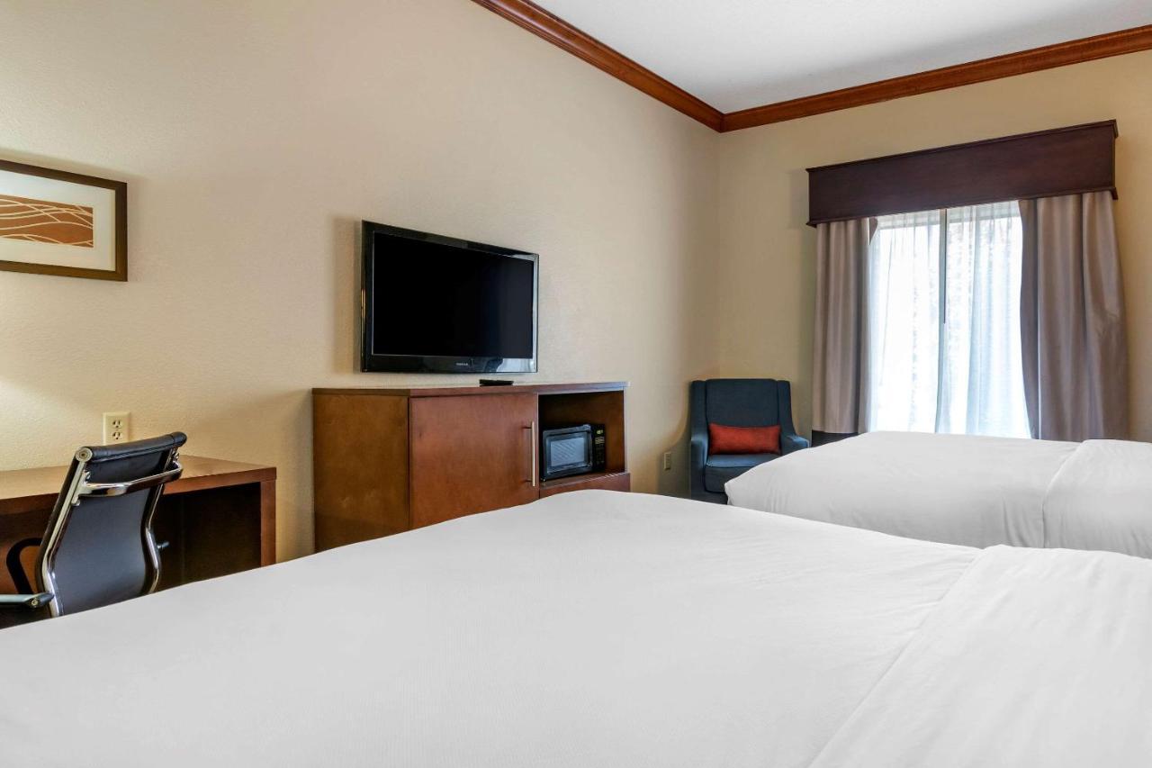 Comfort Inn & Suites Statesboro - University Area Exteriör bild