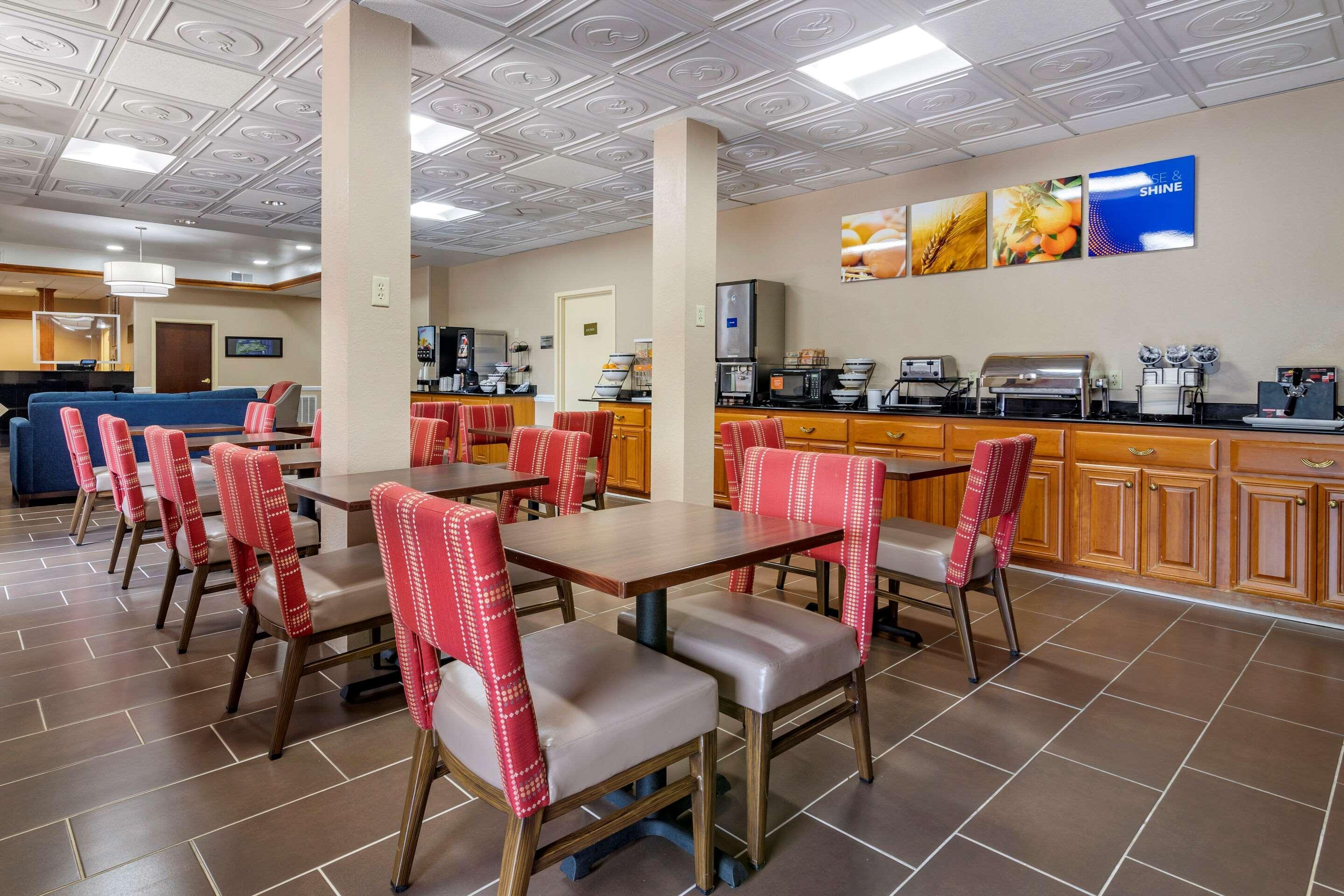 Comfort Inn & Suites Statesboro - University Area Exteriör bild