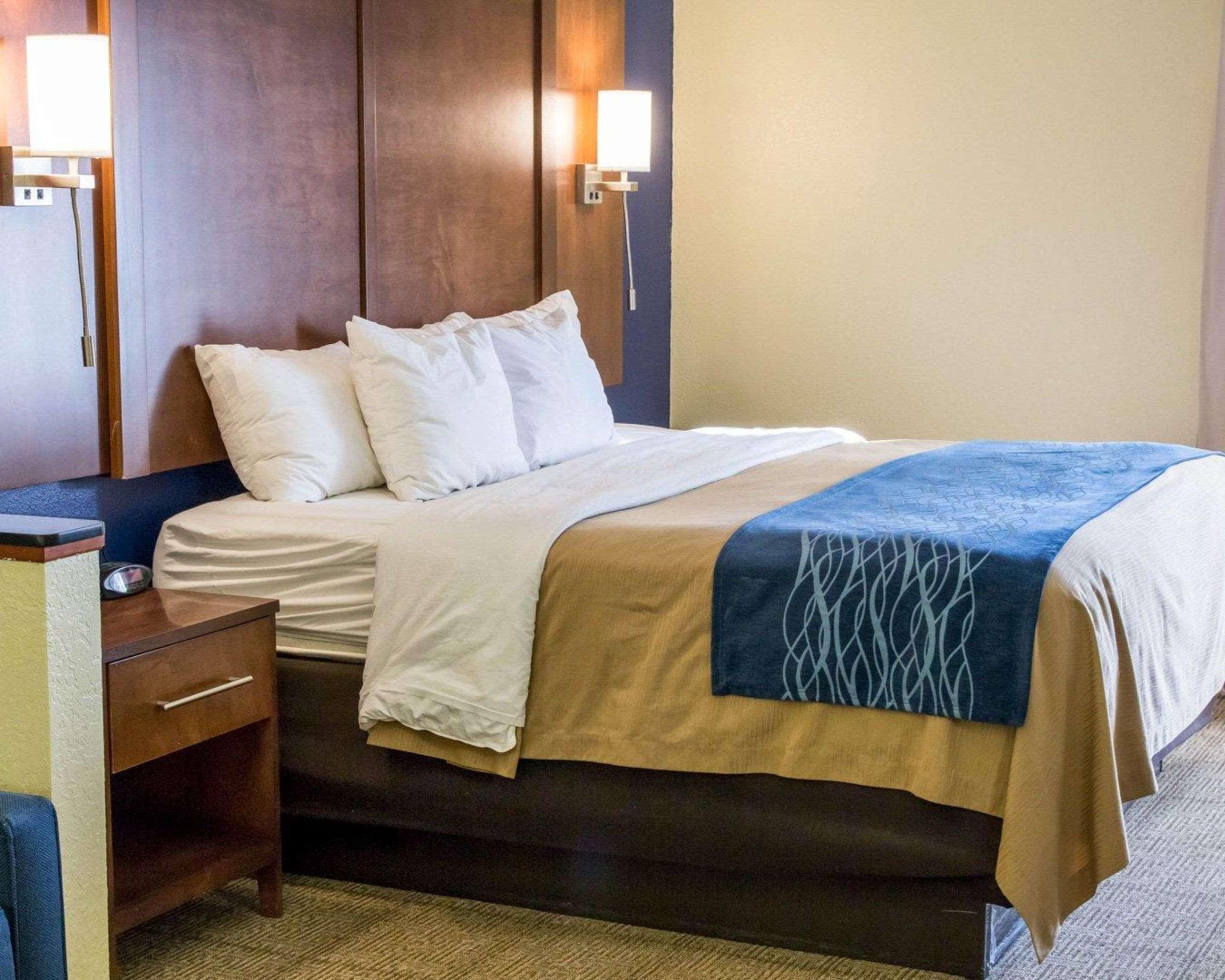 Comfort Inn & Suites Statesboro - University Area Exteriör bild