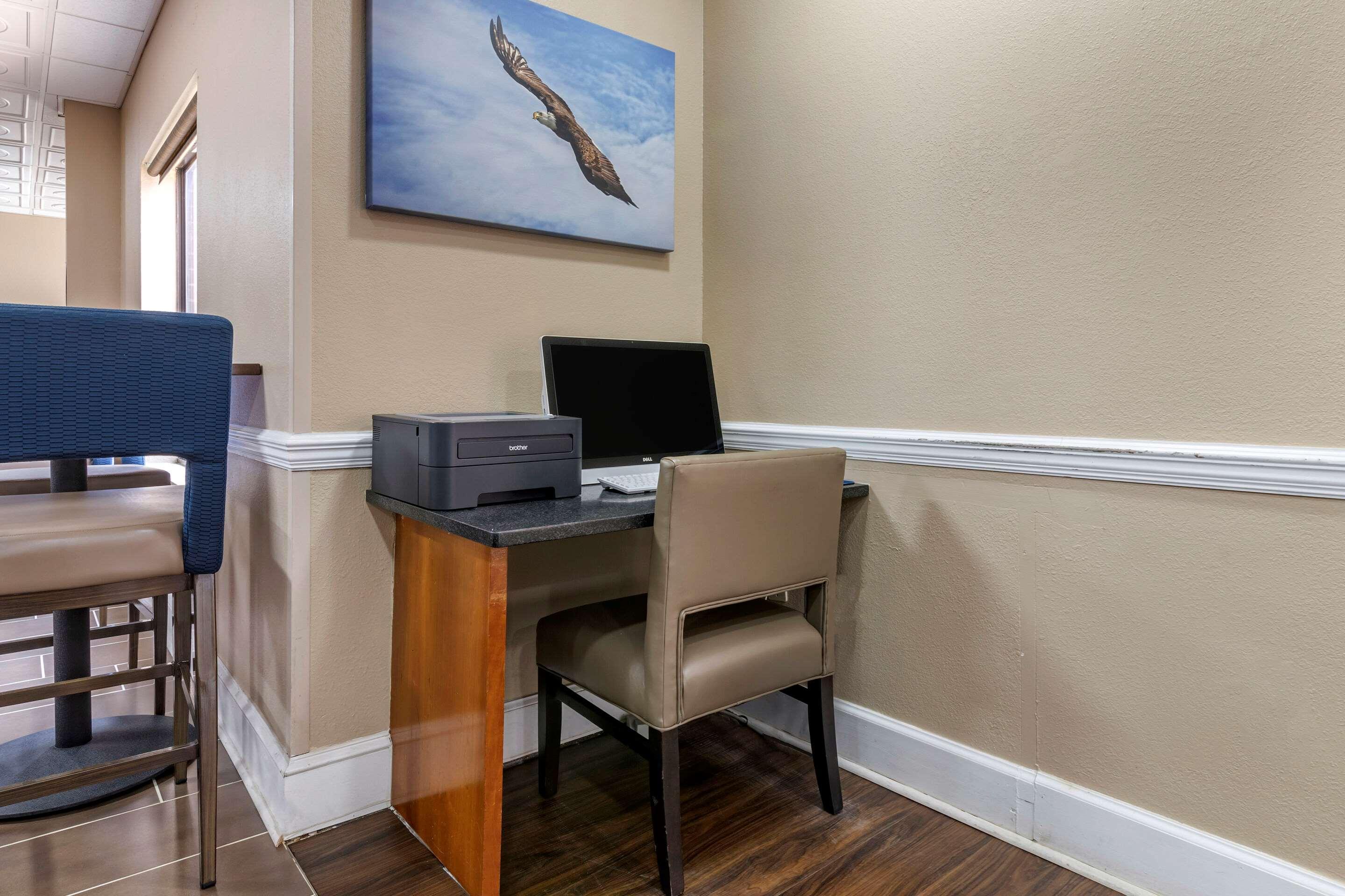 Comfort Inn & Suites Statesboro - University Area Exteriör bild