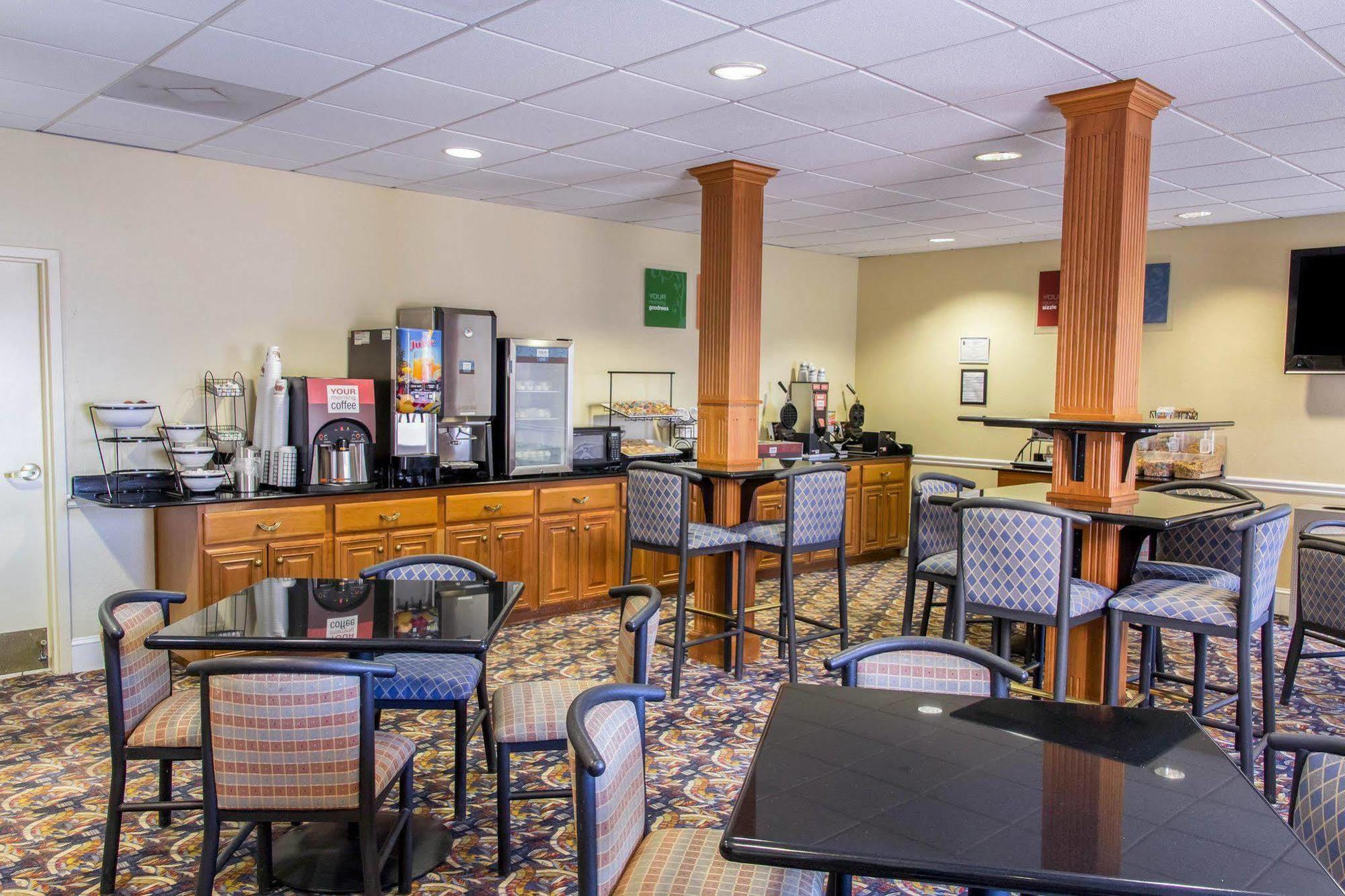 Comfort Inn & Suites Statesboro - University Area Exteriör bild