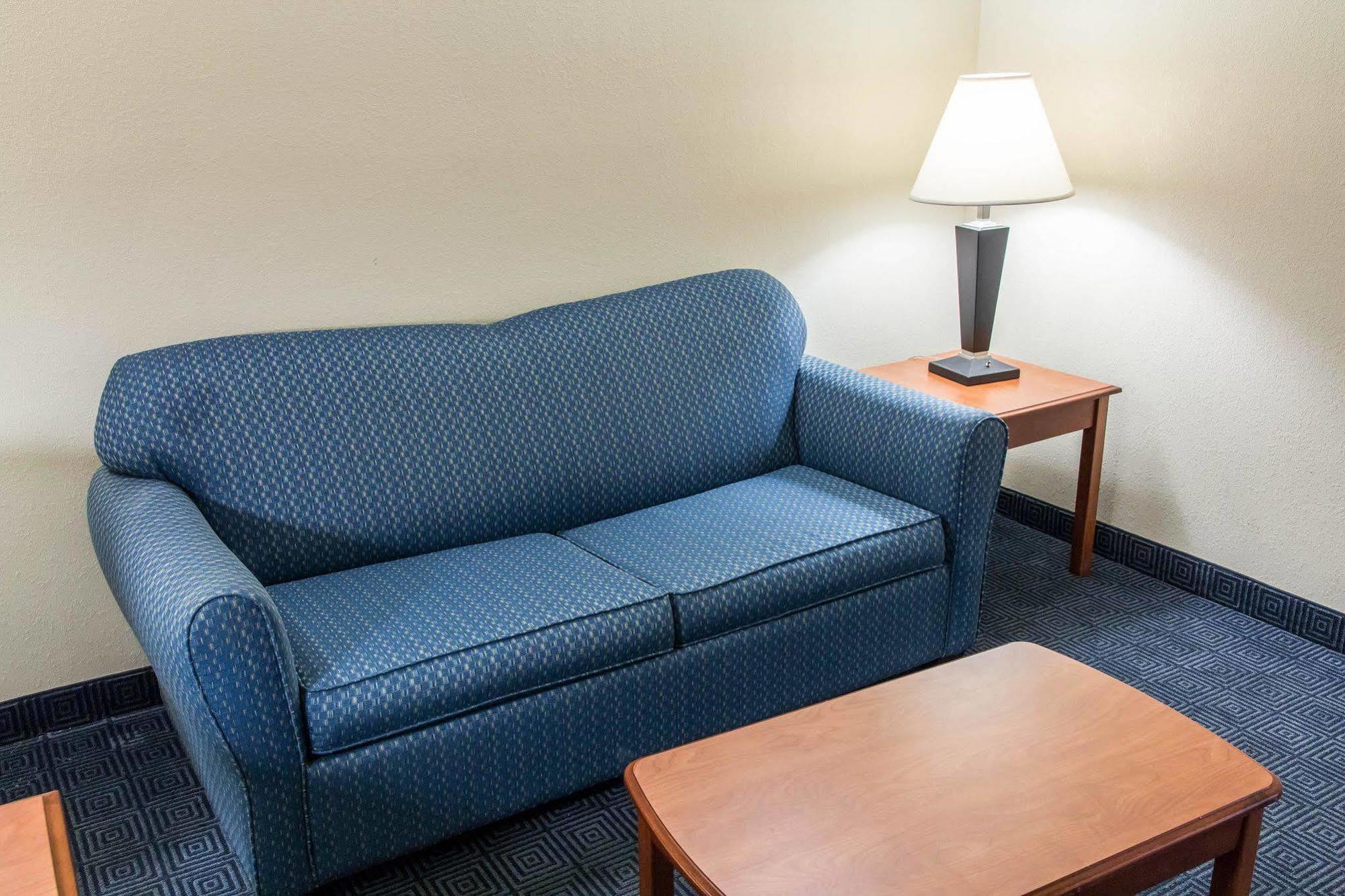 Comfort Inn & Suites Statesboro - University Area Exteriör bild